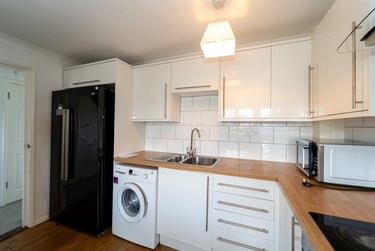 4 bed flat, Meriden Road, University of Portsmouth, Portsmouth, PO54DE - Image 3